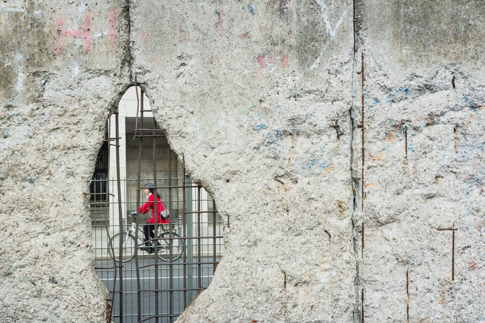 These monuments and their history that tell the story of our world: the Berlin Wall