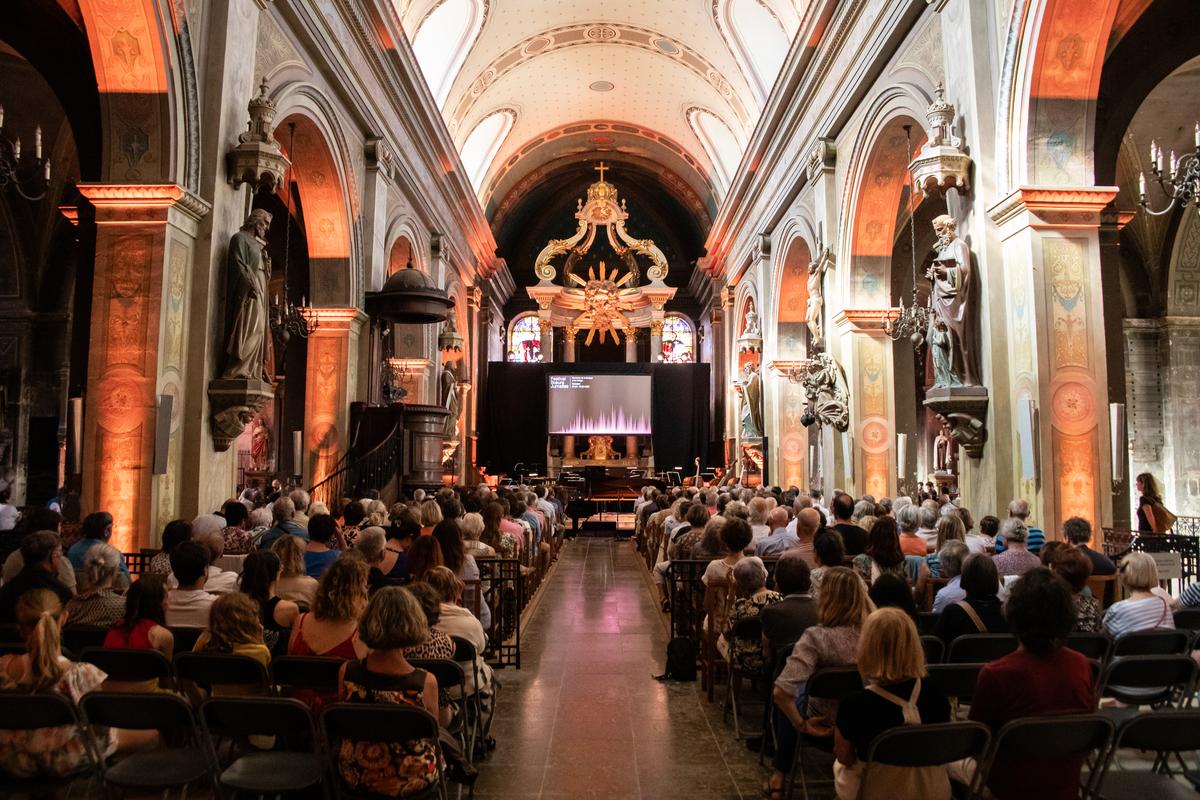 Alexandre Tharaud filled the Saint-Louis church on Friday afternoon, June 28.