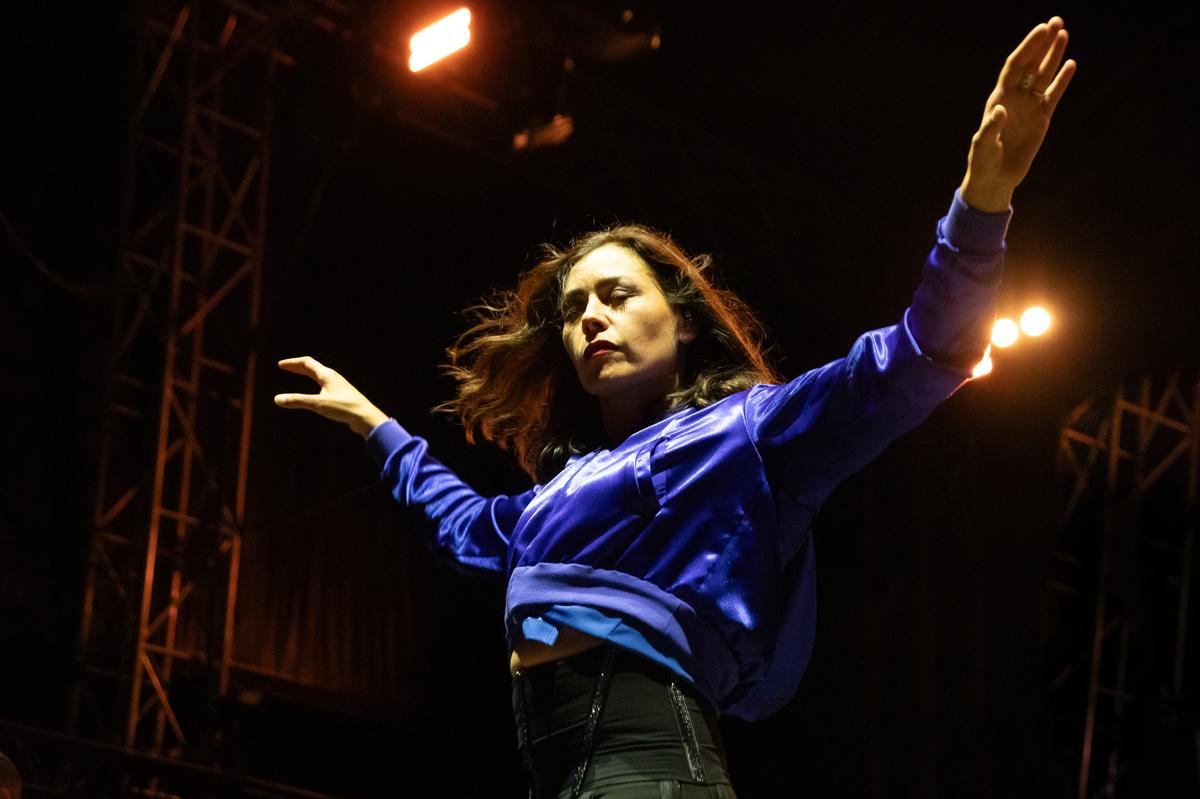 Olivia Ruiz, a regular at the Twin Sisters festival, thrilled the audience to Latin rhythms tinged with electro, Friday June 28.